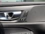 Volvo V60 2.0 B3 Inscription / Panorama-dak / Cruise control Adaptief / Achteruitrijcamera /