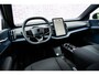 Volvo EX30 P3 Plus Europa 51 kWh | Snel Leverbaar | Elektrisch verstelbare voorstoelen | Stuur en Stoelverwarming | Harman/Kardon | Keyless | BLIS | Pilot Assist | Parkeercamera |