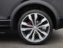 Volkswagen T-Roc 1.5 TSI Sport Business R | Automaat | Panoramadak | Apple Carplay / Android Auto | Stoelverwarming | Stuurverwarming | Camera |