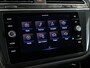 Volkswagen Tiguan 1.5 TSI Elegance - Trekhaak - Dodehoek - Draadloze telefoonlader - Navi - Stoel en Stuurverw