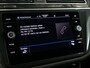 Volkswagen Tiguan 1.5 TSI Elegance - Trekhaak - Dodehoek - Draadloze telefoonlader - Navi - Stoel en Stuurverw