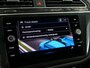 Volkswagen Tiguan 1.5 TSI Elegance - Trekhaak - Dodehoek - Draadloze telefoonlader - Navi - Stoel en Stuurverw