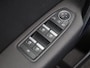 Renault Captur 1.0 TCe 100 Intens | Trekhaak | Stuurverwarming | Climate control | Cruise control | Lichtmetalen velgen 17'' |