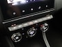Renault Captur 1.0 TCe 100 Intens | Trekhaak | Stuurverwarming | Climate control | Cruise control | Lichtmetalen velgen 17'' |