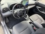 Toyota Yaris Cross 1.5 Hybrid 115 Dynamic | Sensoren v/a | Stuur + Stoelverwarming