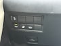 Toyota Yaris Cross 1.5 Hybrid 115 Dynamic | Sensoren v/a | Stuur + Stoelverwarming