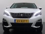 Peugeot 3008 1.2T 131PK Automaat Leder Adap.Cruise Stoelverwarming Navi Ecc Apple Carplay Android Auto Blue Executive Pdc Lmv 17" Led Isofix DAB Bluetooth Dealeronderhouden Origineel Nederlandse Auto