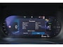 Volvo XC60 T6 Recharge AWD Ultra Dark - Panorama/schuifdak - IntelliSafe Assist & Surround - 360º Camera - Harman/Kardon audio - Adaptieve LED koplampen - Verwarmde voorstoelen, stuur & achterbank - Parkeersensoren voor & achter - Elektr. bedienb. voorstoelen met geheugen - Head up display - Draadloze tel. lader - Inklapbare trekhaak - 20' LMV