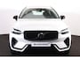 Volvo XC60 T6 Recharge AWD Ultra Dark - Panorama/schuifdak - IntelliSafe Assist & Surround - 360º Camera - Harman/Kardon audio - Adaptieve LED koplampen - Verwarmde voorstoelen, stuur & achterbank - Parkeersensoren voor & achter - Elektr. bedienb. voorstoelen met geheugen - Head up display - Draadloze tel. lader - Inklapbare trekhaak - 20' LMV