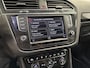 Volkswagen Tiguan 1.4 TSI ACT Comfortline Business R PANO CARPLAY ECC TREKHAAK NAVI.