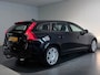Volvo V60 1.6 T3 Kinetic /Clima/Cruise/PDC/NAVI/Leer/LMV