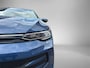 Volkswagen Golf 1.5 eHybrid Life Edition Panoramadak · Achteruitrijcamera · Draadloze telefoonlader · Stuur- & Stoelverwarming