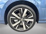 Volkswagen Golf 1.5 eHybrid Life Edition Panoramadak · Achteruitrijcamera · Draadloze telefoonlader · Stuur- & Stoelverwarming