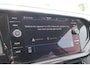 Volkswagen T-Cross 1.0 TSI Style 110PK | Achteruitrijcamera | Keyless entry/start | Voorstoelen verwarmd