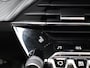 Peugeot 208 1.2 PureTech GT Pack Panormadak | Parkeersensoren Voor en Achter | Camera | 17" Lichtmetalen Velgen | Stoelverwarming | Apple Carplay/Android Auto