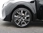 Peugeot 208 1.2 PureTech GT Pack Panormadak | Parkeersensoren Voor en Achter | Camera | 17" Lichtmetalen Velgen | Stoelverwarming | Apple Carplay/Android Auto