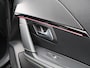 Peugeot 208 1.2 PureTech GT Pack Panormadak | Parkeersensoren Voor en Achter | Camera | 17" Lichtmetalen Velgen | Stoelverwarming | Apple Carplay/Android Auto