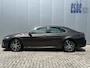 Toyota Camry 2.5 Hybrid Dynamic Navigatie ACC Adaptieve Cruise Control Camera Led Koplampen 18 Inch Velgen Apple Carplay Elektrische Stoelen Stoelverwarming DAB Parkeersensoren v+a NL Auto 1e Eigenaar BTW Auto