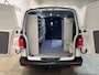 Volkswagen Transporter 2.0 TDI L2H1 / Euro 6 / Schuifdeur L + R / Airco / CarPlay / Trekhaak / Cruise Control / PDC / 3-Zits