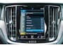 Volvo V60 T6 AWD Inscription Recharge R Line / Trekhaak / Stoelverwarming / Leder / 18 Inch /