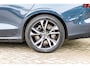 Volvo V60 T6 AWD Inscription Recharge R Line / Trekhaak / Stoelverwarming / Leder / 18 Inch /