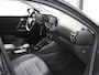 Citroën E-C4 You 50 kWh 136PK | 1ste eigenaar | AppleCarplay/Android Auto | Climate Control | Cruise Control | Camera | FASE 3 | LM Velgen | Isofix | Armsteun | Parkeersensoren | Warmtepomp |