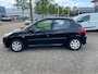 Peugeot 206+ 1.1 XR AIRCO NW APK BJ 2011 !!!