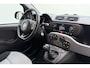Fiat Panda 0.9 TwinAir Lounge | 80PK | Trekhaak | Airco | Lichtmetalen Velgen | Multifunctioneel Stuurwiel |