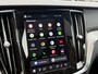 Volvo V60 2.0 T6 Plug-in hybrid AWD Ultra Dark | Google | Long Range | Schuif-/Kanteldak | Adaptieve Cruise Control | DAB | Head-Up Display | Camera | Stoelverwarming Voor + Achter | Harman Kardon Audio | Getint Glas | Zitverlenging | Elek. Stoelen | Memory | 19" LM