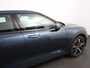 Polestar 2 Standard Range Single Motor 63kWh Climate control Cruise control Panorama dak Parkeersensoren + Camera Trekhaak Voorstoelen verwarmd Apple Carplay/ Android Auto