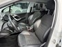 Peugeot 2008 1.2 Turbo 110 pk Allure | Navigatie | 6-bak | Achteruitrijcamera | LED-dagrijverlichting | Apple Carplay | Trekhaak | Hoge instap | 16 inch Licht-metalen Velgen | Climate Control | Cruise Control |