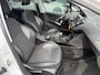 Peugeot 2008 1.2 Turbo 110 pk Allure | Navigatie | 6-bak | Achteruitrijcamera | LED-dagrijverlichting | Apple Carplay | Trekhaak | Hoge instap | 16 inch Licht-metalen Velgen | Climate Control | Cruise Control |