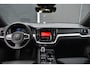Volvo V60 T6 Plug-in hybrid AWD Ultra Dark | Bowers & Wilkins premium Audio | Massage | Stoel-/Stuurwielverwarming | Head Up Display | 19 inch Lichtmetalen velgen | 360 graden Camera | Panoramisch Schuif-/kanteldak | Lederlook Dashboard | Keyless | Blis | Adaptieve Cruise Control | Pilot Assist |