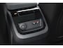 Volvo V60 T6 Plug-in hybrid AWD Ultra Dark | Bowers & Wilkins premium Audio | Massage | Stoel-/Stuurwielverwarming | Head Up Display | 19 inch Lichtmetalen velgen | 360 graden Camera | Panoramisch Schuif-/kanteldak | Lederlook Dashboard | Keyless | Blis | Adaptieve Cruise Control | Pilot Assist |