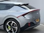 Kia EV6 GT AWD 77.4 kWh / 585PK / Fabrieksgarantie tot 06-2031 & 150.000km / SOH 100% / Panormadak Schuifdak / Dealer Onderhouden / Eerste Eigenaar / HUD / Meridian Audio / 360 Camera / Sport & Kuipstoelen / CCS Snelladen / Elektr. Achterklep / Stoel Verwarming / Stuurwiel Verwarming / Achterbank Verwarming / NAP / DAB /