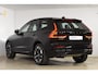 Volvo XC60 T6 350PK Plug-in hybrid AWD Ultra Dark / Adaptieve Cruise control / Head-up Display / Elektrisch glazen panorama-dak / Elektrische stoelen met geheugen / Stuurverwarming / Stoelverwarming v+a / 360 Camera / Harman Kardon / Semi-elektrisch inklapbare trekhaak