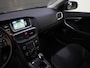Volvo V40 2.0 D2 Momentum | Navigatie | Voorstoelen verwarmd | Verwarmde voorruit |