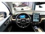 Volvo XC60 2.0 T8 AWD 335kW/456pk Aut8 Recharge Ultra Dark VOL!! LUCHTVERING + BOWERS&WILKINS + PANORAMADAK + BLIS + HEAD-UP + PILOT ASSIST + V&A STOEL-&STUURVERWARMING + ADAPT.CRUISE + GOOGLE DASH&SERVICES + STOELVENTILATIE&-MASSAGE + 360 CAMERA + 22" LM-VELGEN!!