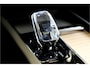Volvo XC60 2.0 T8 AWD 335kW/456pk Aut8 Recharge Ultra Dark VOL!! LUCHTVERING + BOWERS&WILKINS + PANORAMADAK + BLIS + HEAD-UP + PILOT ASSIST + V&A STOEL-&STUURVERWARMING + ADAPT.CRUISE + GOOGLE DASH&SERVICES + STOELVENTILATIE&-MASSAGE + 360 CAMERA + 22" LM-VELGEN!!