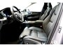 Volvo XC60 2.0 T8 AWD 335kW/456pk Aut8 Recharge Ultra Dark VOL!! LUCHTVERING + BOWERS&WILKINS + PANORAMADAK + BLIS + HEAD-UP + PILOT ASSIST + V&A STOEL-&STUURVERWARMING + ADAPT.CRUISE + GOOGLE DASH&SERVICES + STOELVENTILATIE&-MASSAGE + 360 CAMERA + 22" LM-VELGEN!!