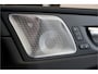 Volvo XC60 2.0 T8 AWD 335kW/456pk Aut8 Recharge Ultra Dark VOL!! LUCHTVERING + BOWERS&WILKINS + PANORAMADAK + BLIS + HEAD-UP + PILOT ASSIST + V&A STOEL-&STUURVERWARMING + ADAPT.CRUISE + GOOGLE DASH&SERVICES + STOELVENTILATIE&-MASSAGE + 360 CAMERA + 22" LM-VELGEN!!