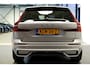 Volvo XC60 2.0 T8 AWD 335kW/456pk Aut8 Recharge Ultra Dark VOL!! LUCHTVERING + BOWERS&WILKINS + PANORAMADAK + BLIS + HEAD-UP + PILOT ASSIST + V&A STOEL-&STUURVERWARMING + ADAPT.CRUISE + GOOGLE DASH&SERVICES + STOELVENTILATIE&-MASSAGE + 360 CAMERA + 22" LM-VELGEN!!