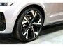 Volvo XC60 2.0 T8 AWD 335kW/456pk Aut8 Recharge Ultra Dark VOL!! LUCHTVERING + BOWERS&WILKINS + PANORAMADAK + BLIS + HEAD-UP + PILOT ASSIST + V&A STOEL-&STUURVERWARMING + ADAPT.CRUISE + GOOGLE DASH&SERVICES + STOELVENTILATIE&-MASSAGE + 360 CAMERA + 22" LM-VELGEN!!