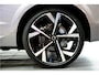 Volvo XC60 2.0 T8 AWD 335kW/456pk Aut8 Recharge Ultra Dark VOL!! LUCHTVERING + BOWERS&WILKINS + PANORAMADAK + BLIS + HEAD-UP + PILOT ASSIST + V&A STOEL-&STUURVERWARMING + ADAPT.CRUISE + GOOGLE DASH&SERVICES + STOELVENTILATIE&-MASSAGE + 360 CAMERA + 22" LM-VELGEN!!
