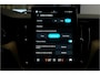 Volvo XC60 2.0 T8 AWD 335kW/456pk Aut8 Recharge Ultra Dark VOL!! LUCHTVERING + BOWERS&WILKINS + PANORAMADAK + BLIS + HEAD-UP + PILOT ASSIST + V&A STOEL-&STUURVERWARMING + ADAPT.CRUISE + GOOGLE DASH&SERVICES + STOELVENTILATIE&-MASSAGE + 360 CAMERA + 22" LM-VELGEN!!