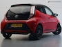 Toyota Aygo 1.0 VVT-i x-cite Sport (APPLE CARPLAY,ACHTERUITRIJCAMERA,LM-VELGEN,CRUISE CONTROL,AIRCO,NIEUWE APK,LED,TOPCONDITIE)