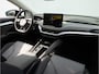 Skoda Enyaq iV 60 SOH 90% Panoramadak/ Stoel-stuurverwarming/ Camera/ Navigatie/ Carplay/ Memory/ Blindspot