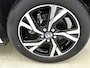 Toyota Yaris 1.5 Hybrid Dynamic Limited + Stoel en stuurverwarming |