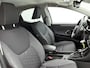 Toyota Yaris 1.5 Hybrid Dynamic Limited + Stoel en stuurverwarming |