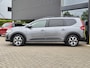Dacia Jogger 1.6 Hybrid 140 Expression 7p. Camera, Navi, Apple/Android Auto, All Season banden, Climate Control